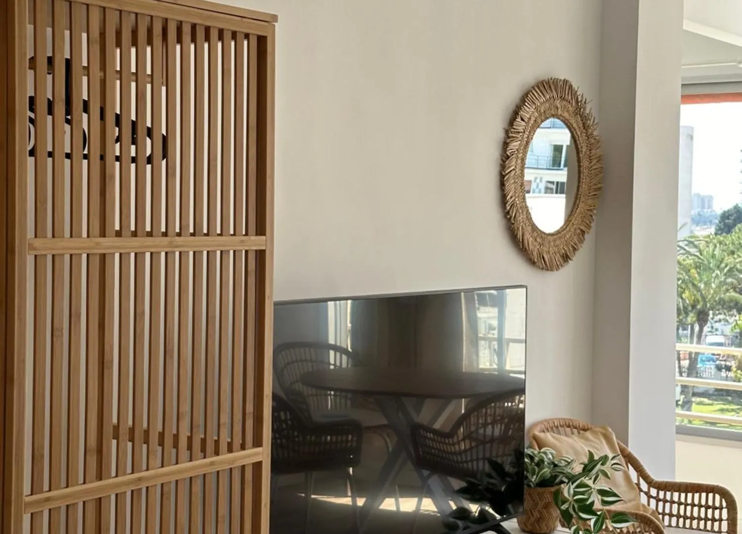 Apartment With Panoramic View 베날마데나코스타